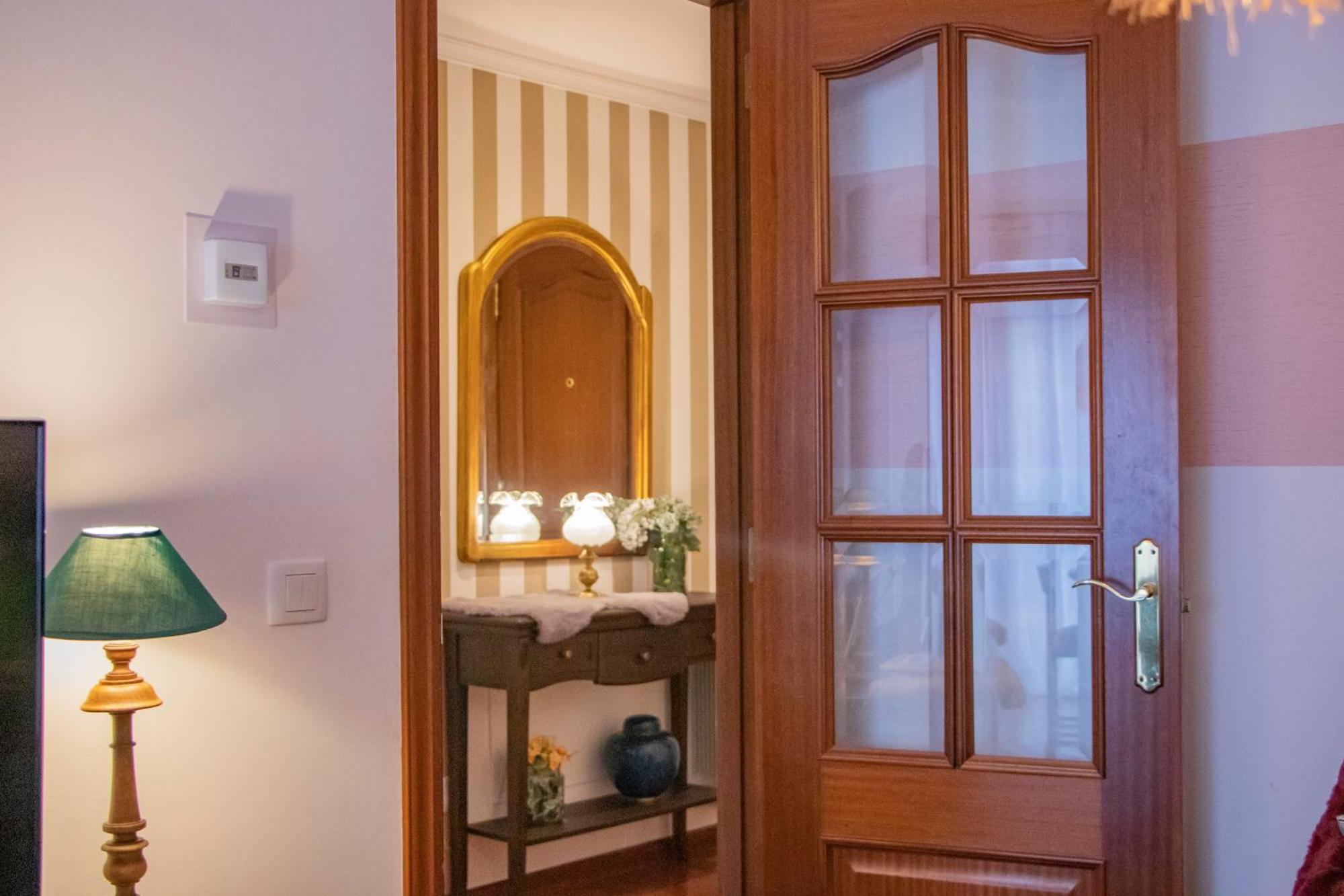 Luxury Singular Apartments Green 圣地亚哥－德孔波斯特拉 客房 照片